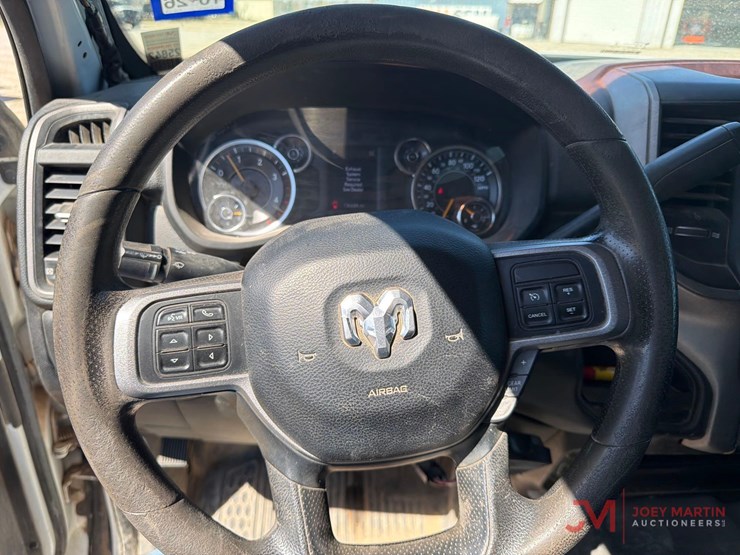 2019-ram-3500-hd-image-14