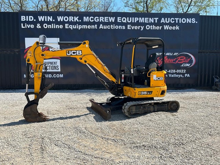 2021-jcb-35z-1-image-1