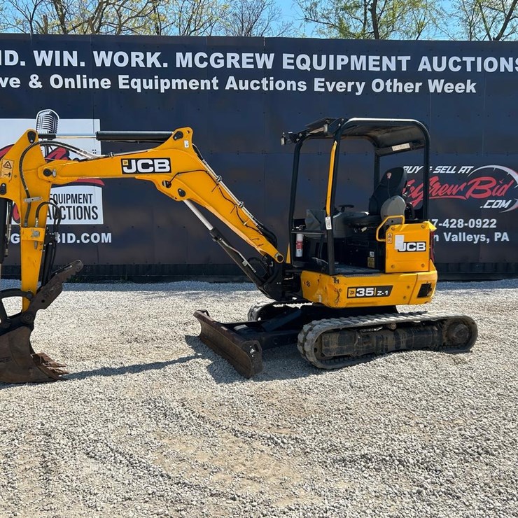 2021 JCB 35Z-1
