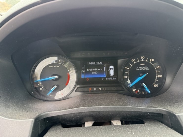 2017-ford-explorer-image-27