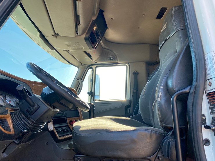 2008-international-prostar-image-33