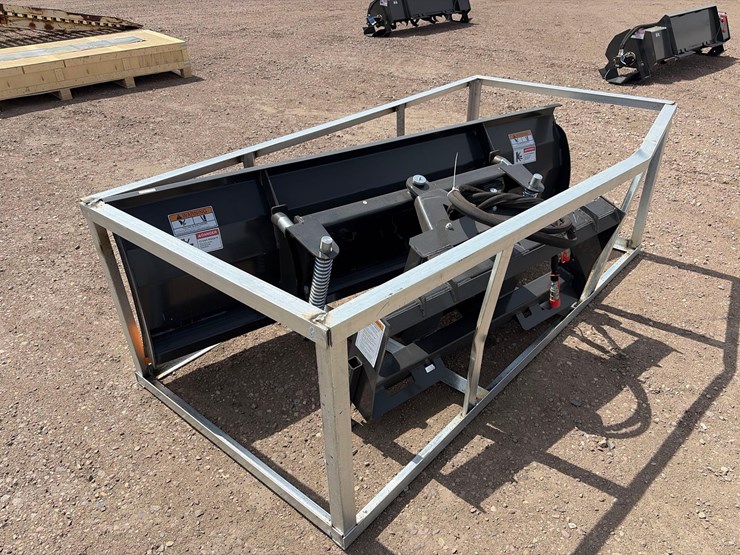 unused-2025-wolverine-db-15-84w-skid-steer-dozer-blade-image-4