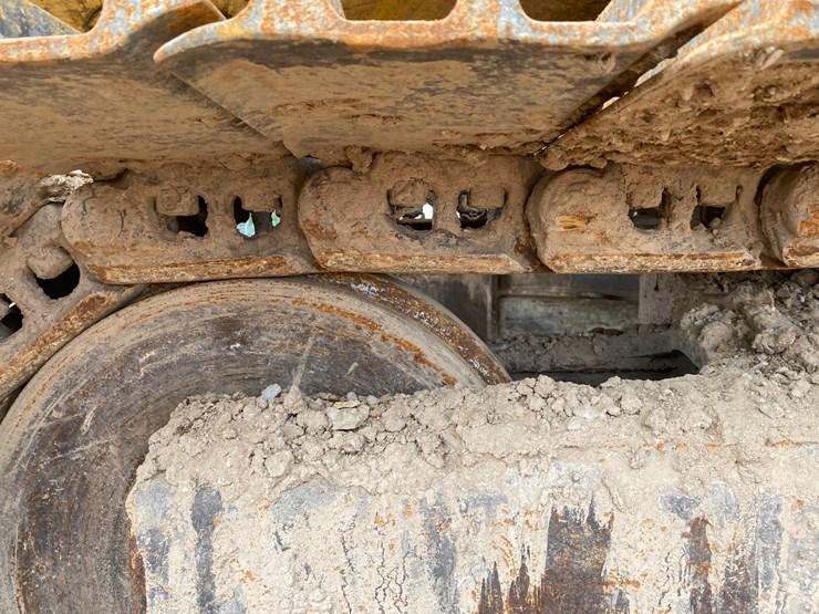 2013-komatsu-pc360-lc-10-image-30