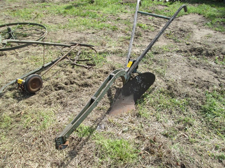 #36761-•-horse-drawn-plow-image-1