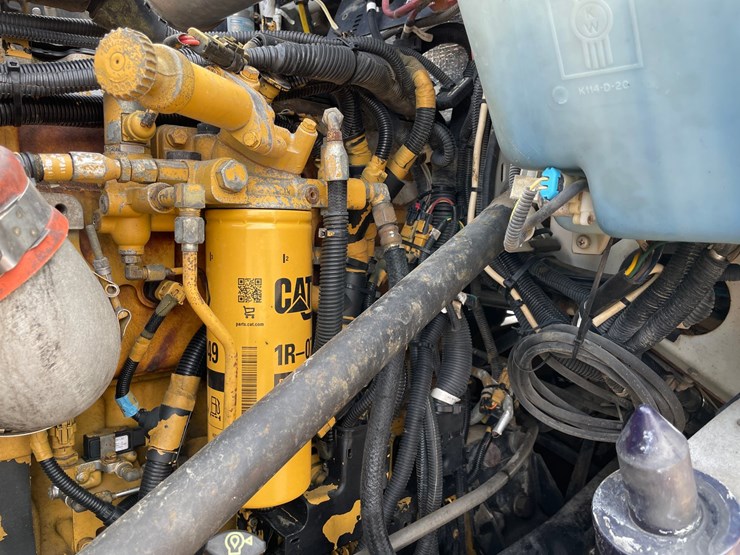 2009-kenworth-w900-image-50