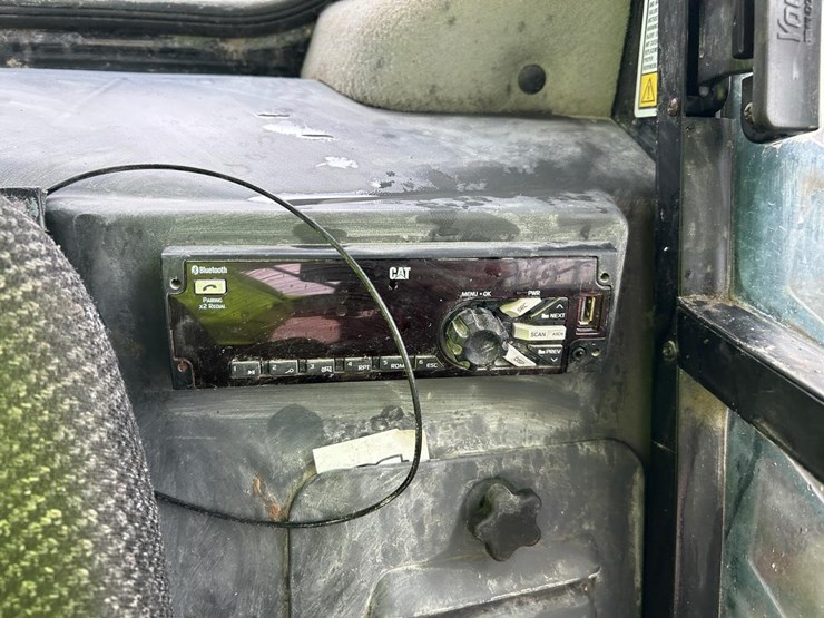 2018-caterpillar-289d-image-27