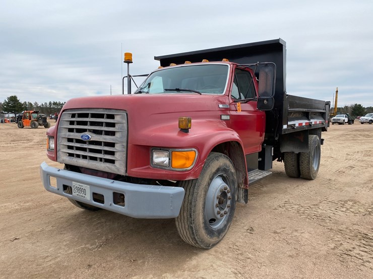 1995-ford-f700-image-1