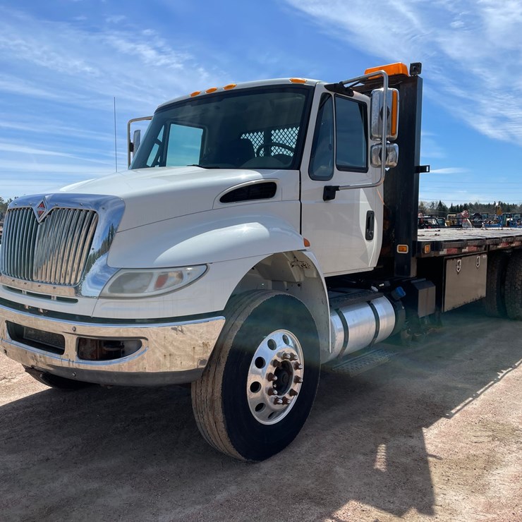 2016 INTERNATIONAL DURASTAR 4400