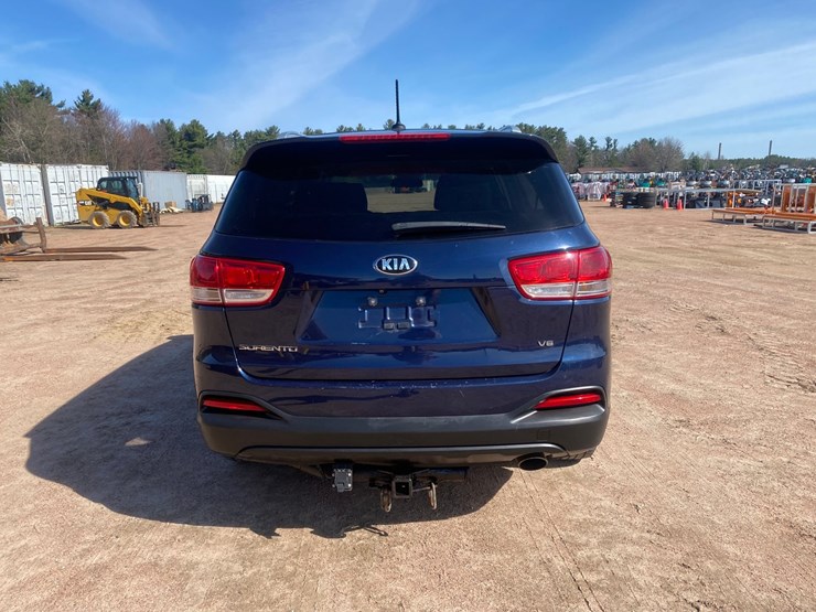 2016-kia-sorento-image-4