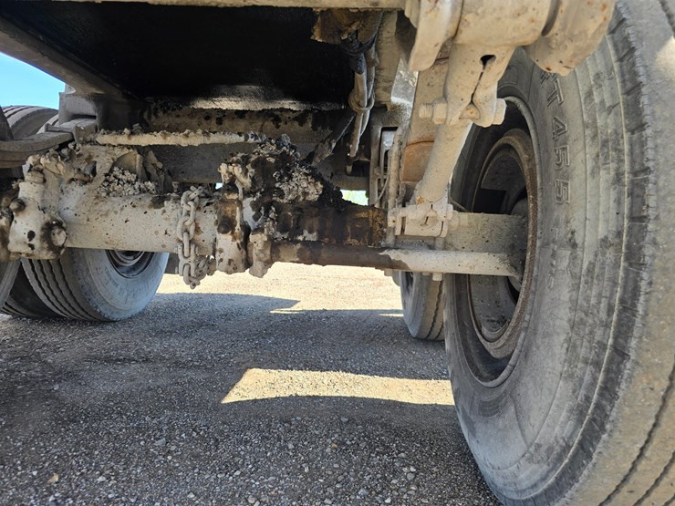 2000-red-river-live-bottom-image-59