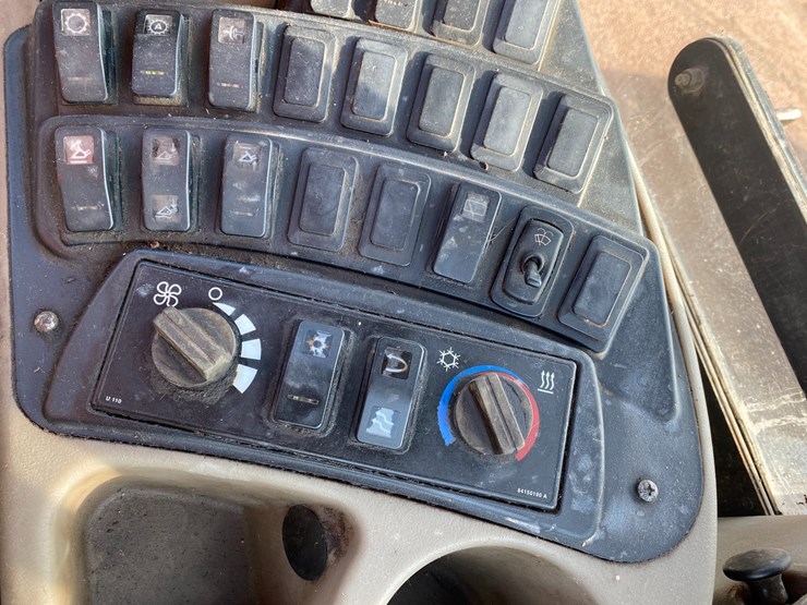 2012-case-521e-image-19