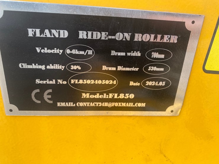 #1299-•-2007-fland-dual-vibrating-roller-image-8