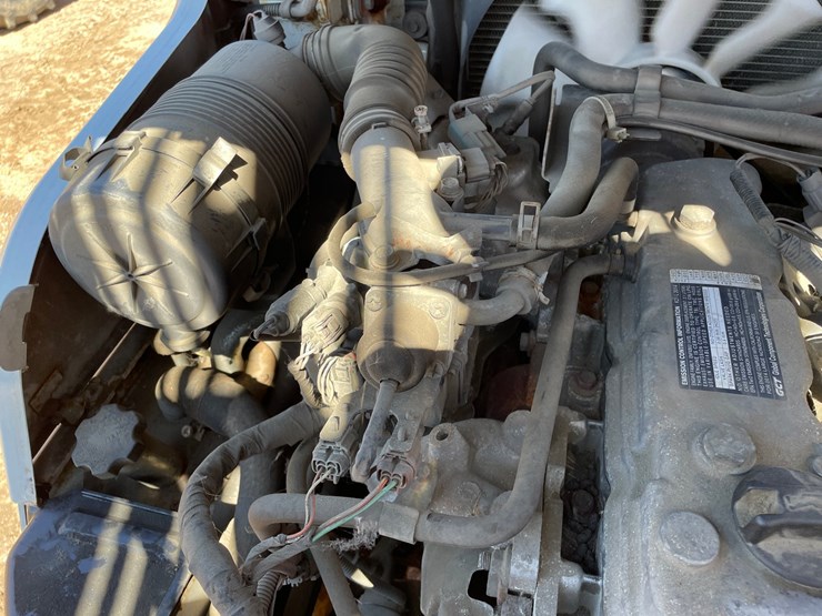 #1133-•-unicarriers-lp-forklift-image-30