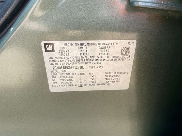 2015-chevrolet-equinox-lt-image-43