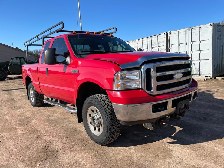 2007-ford-f250-xlt-image-3