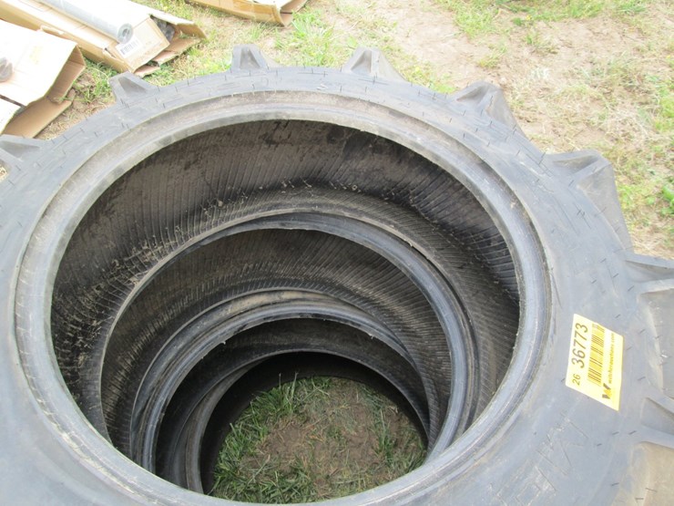 #36773-•-lot-of-(4)-motohavok-34x8.5-18-tires-image-3