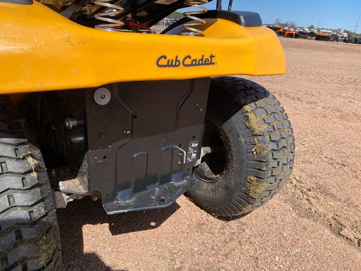 #1119-•-2022-cub-cadet-lt46-riding-lawn-mower-image-20