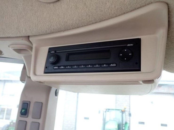 2016-john-deere-5085e-image-24