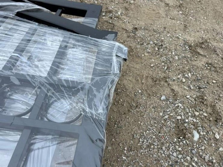 unused-(1)-set-of-greatbear-14-ft-dual-swing-image-9