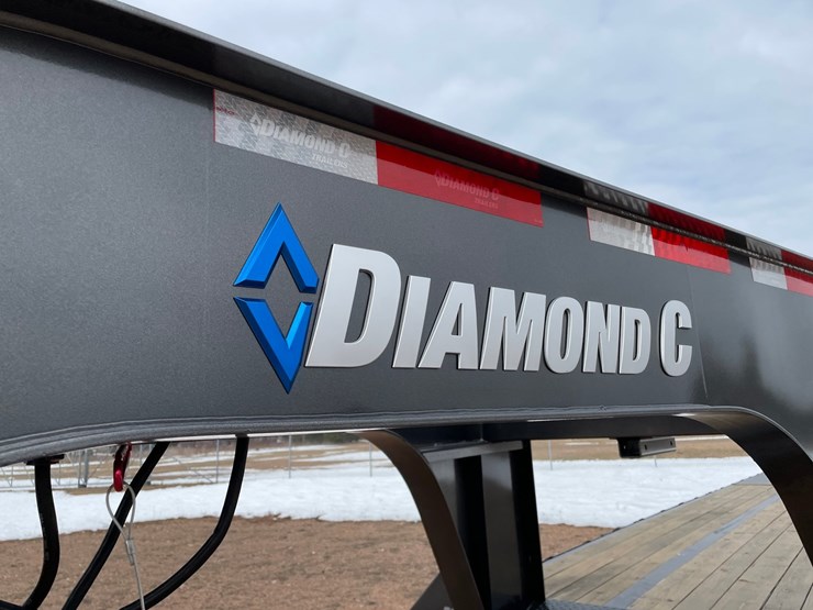 2025-diamond-c-image-10