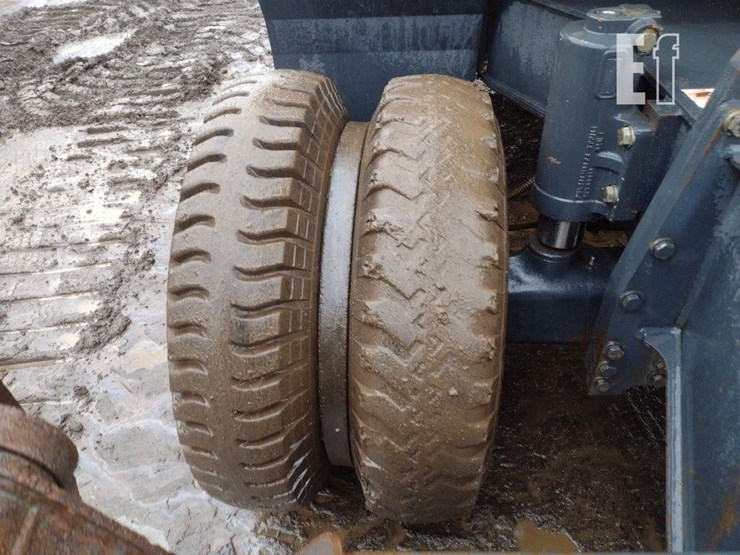 2004-komatsu-pw200-7-image-19