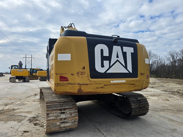 2013-caterpillar-324el-image-7