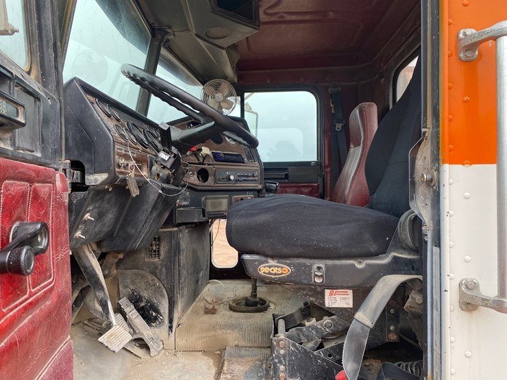 1995-cummins-m11-image-39