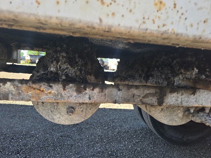 2000-red-river-live-bottom-image-66