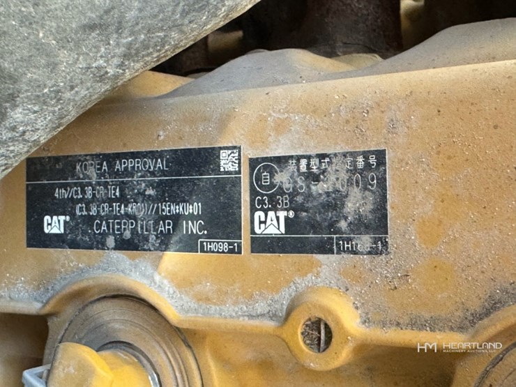 2020-caterpillar-289d3-image-24