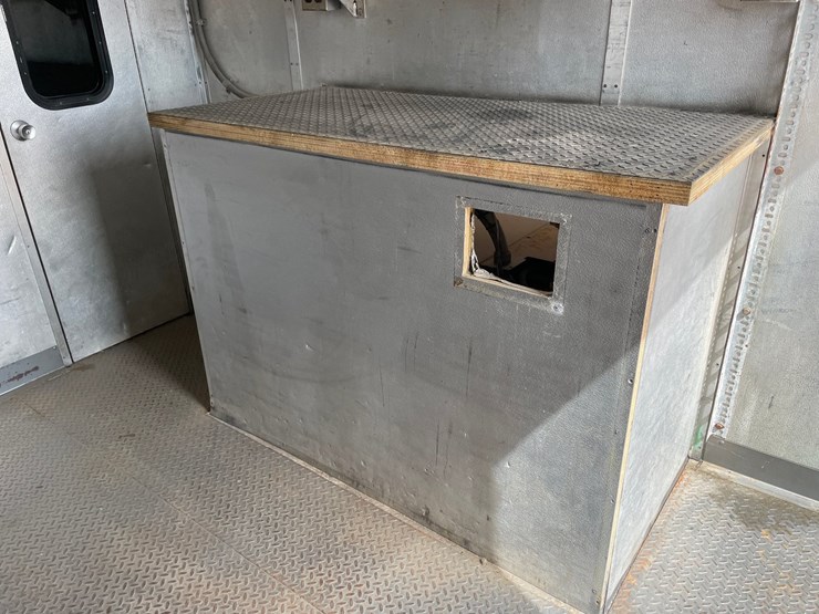 2009-ford-e450-image-41