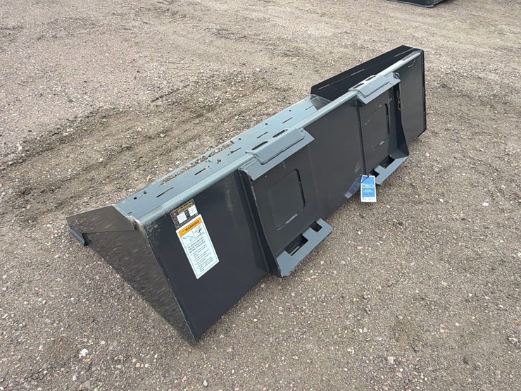 unused-2025-wolverine-tdb-11-78w-skid-steer-track-duty-bucket-attachment-image-4