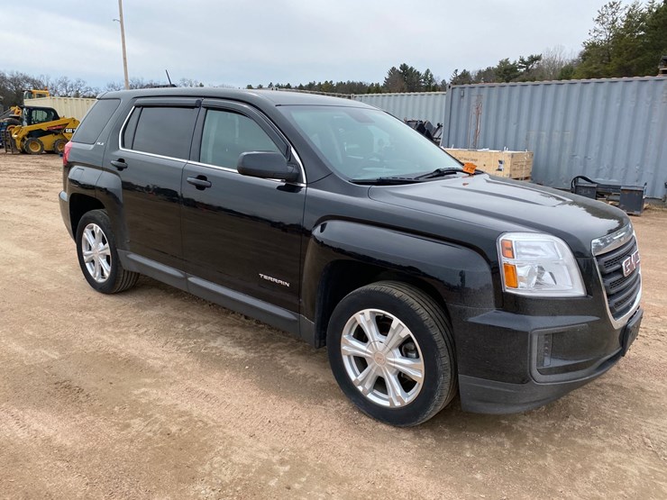 2017-gmc-terrain-sle-image-4