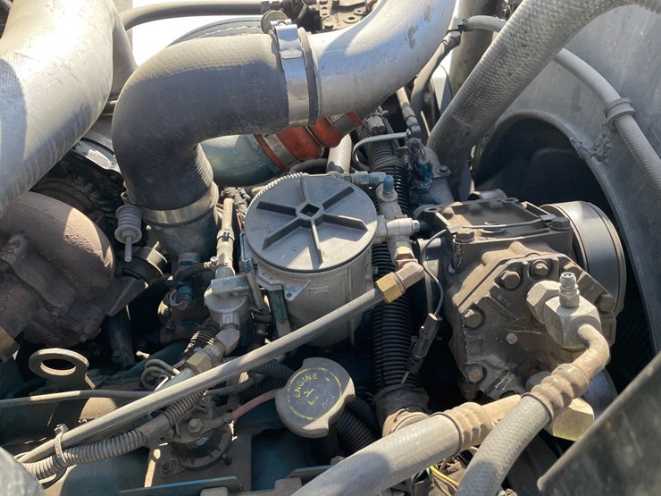 2000-international-4700-image-44