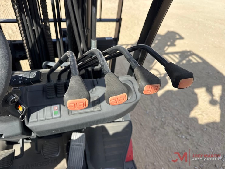 hangcha-cpyd32-xw71f-c-straight-mast-forklift-image-17