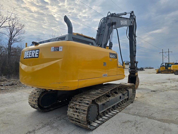 2013-deere-160g-lc-image-10