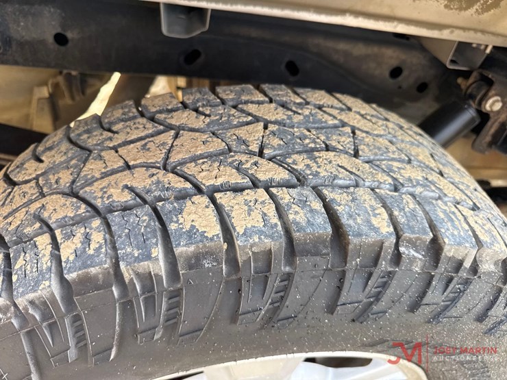 2014-ford-f150-xlt-image-11