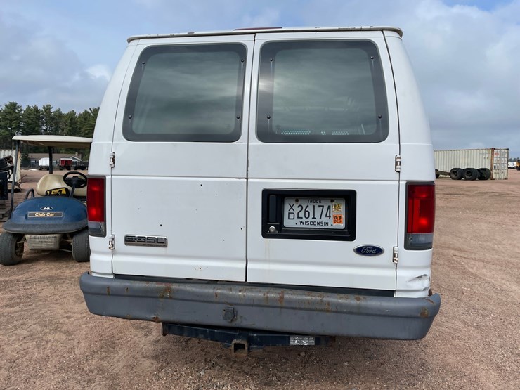 2006-ford-e350-image-6