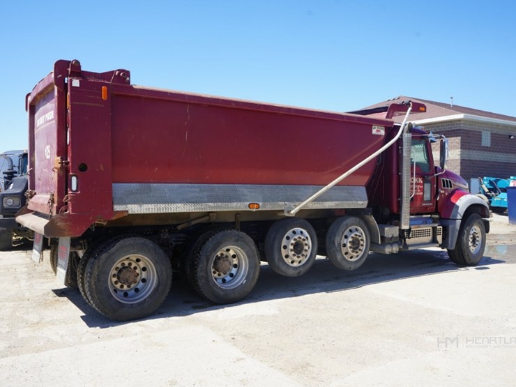 2018-mack-granite-gu713-image-4