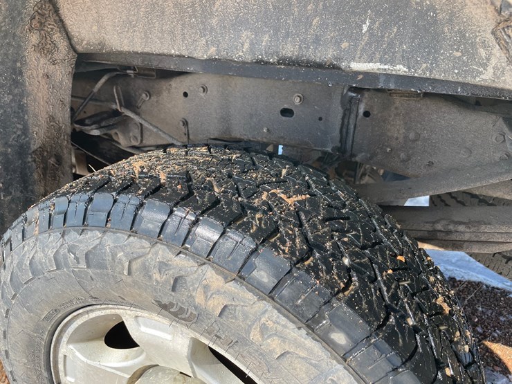 2011-ford-f350-image-27