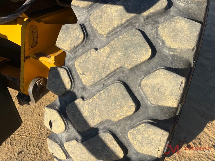 2018-jcb-930-image-11