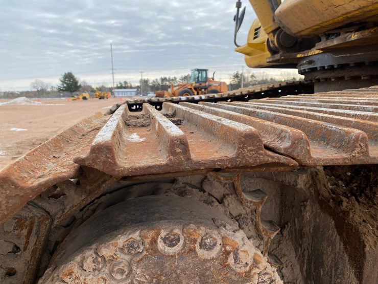 2013-komatsu-pc360-lc-10-image-18