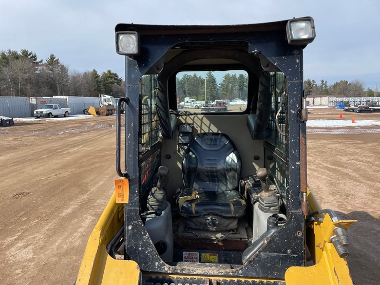 caterpillar-247b3-image-31