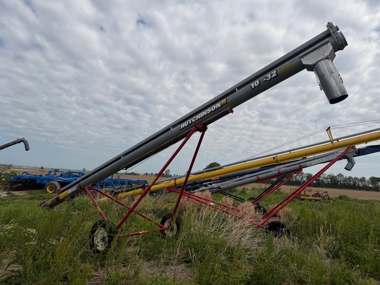 #46916-•-hutchinson-10-32-32'-grain-auger-image-4