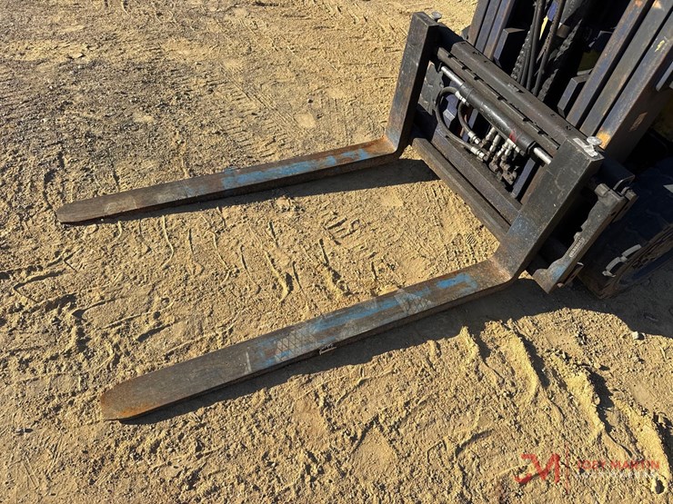 komatsu-fg25t-12-image-5