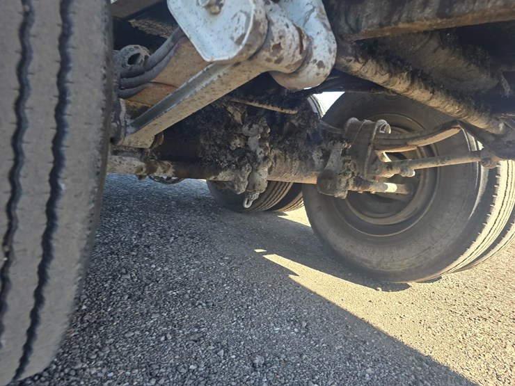 2000-red-river-live-bottom-image-48