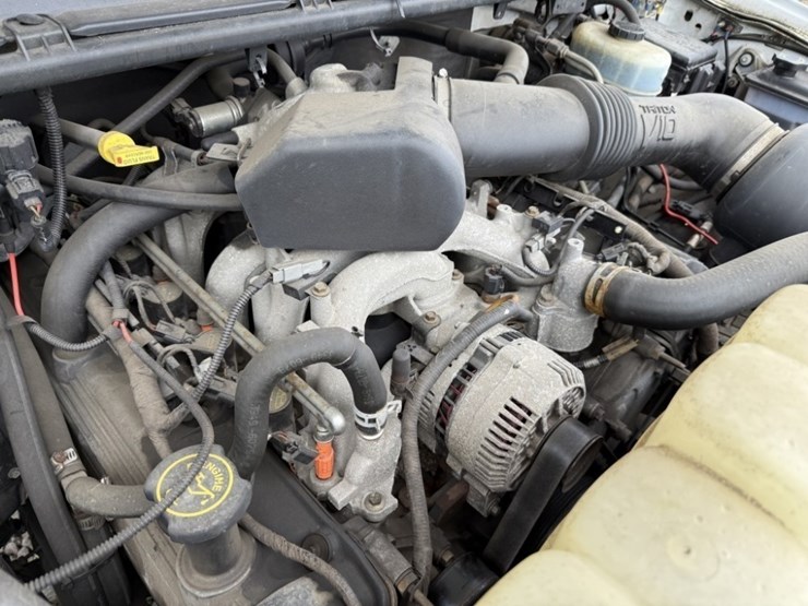 2000-ford-f450-image-11