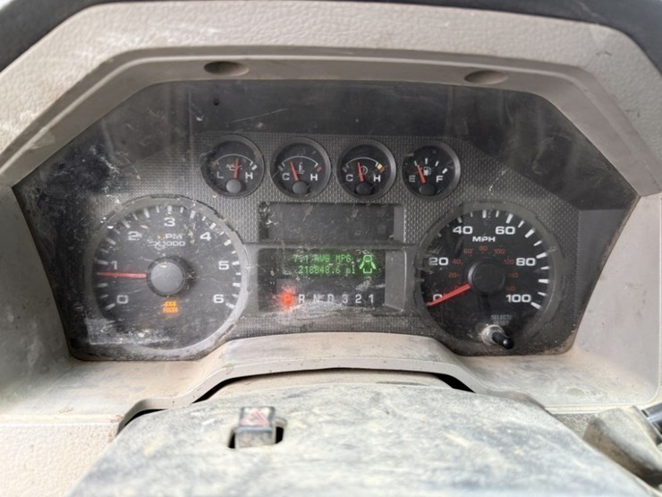 2009-ford-f550-sd-image-26