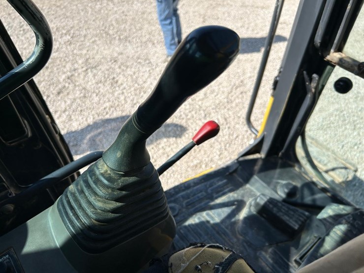 komatsu-pc138us-lc-8-image-27