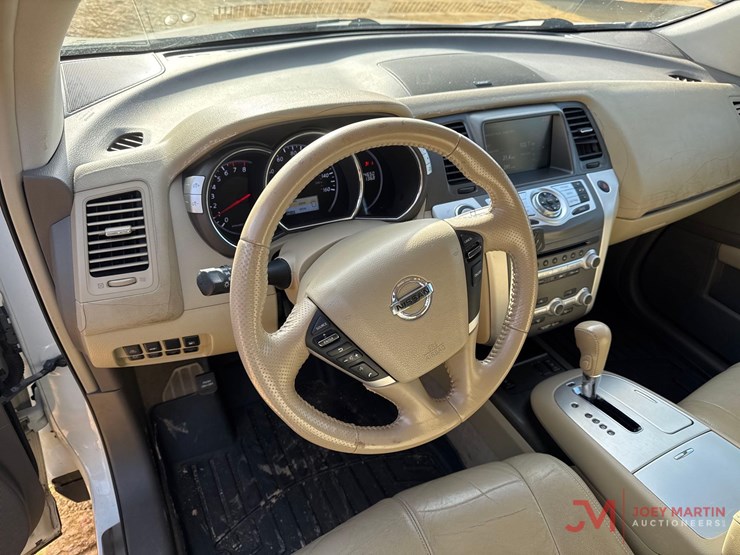 2011-nissan-murano-sl-image-13