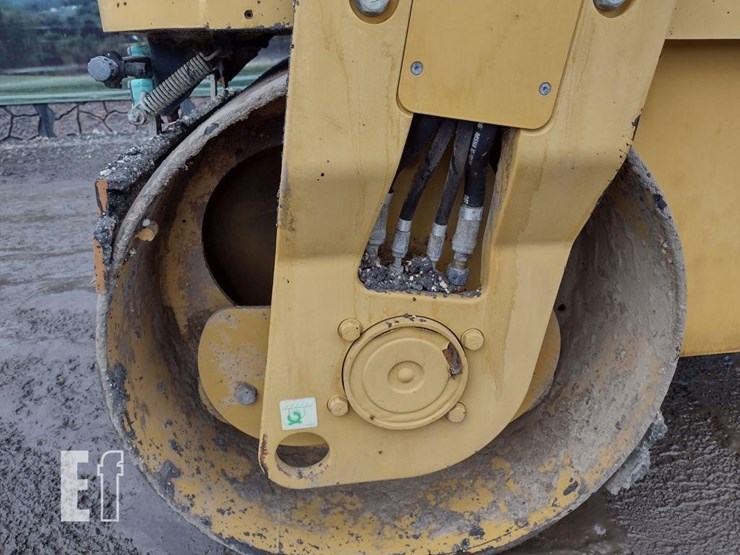 2010-caterpillar-cb34xw-image-13